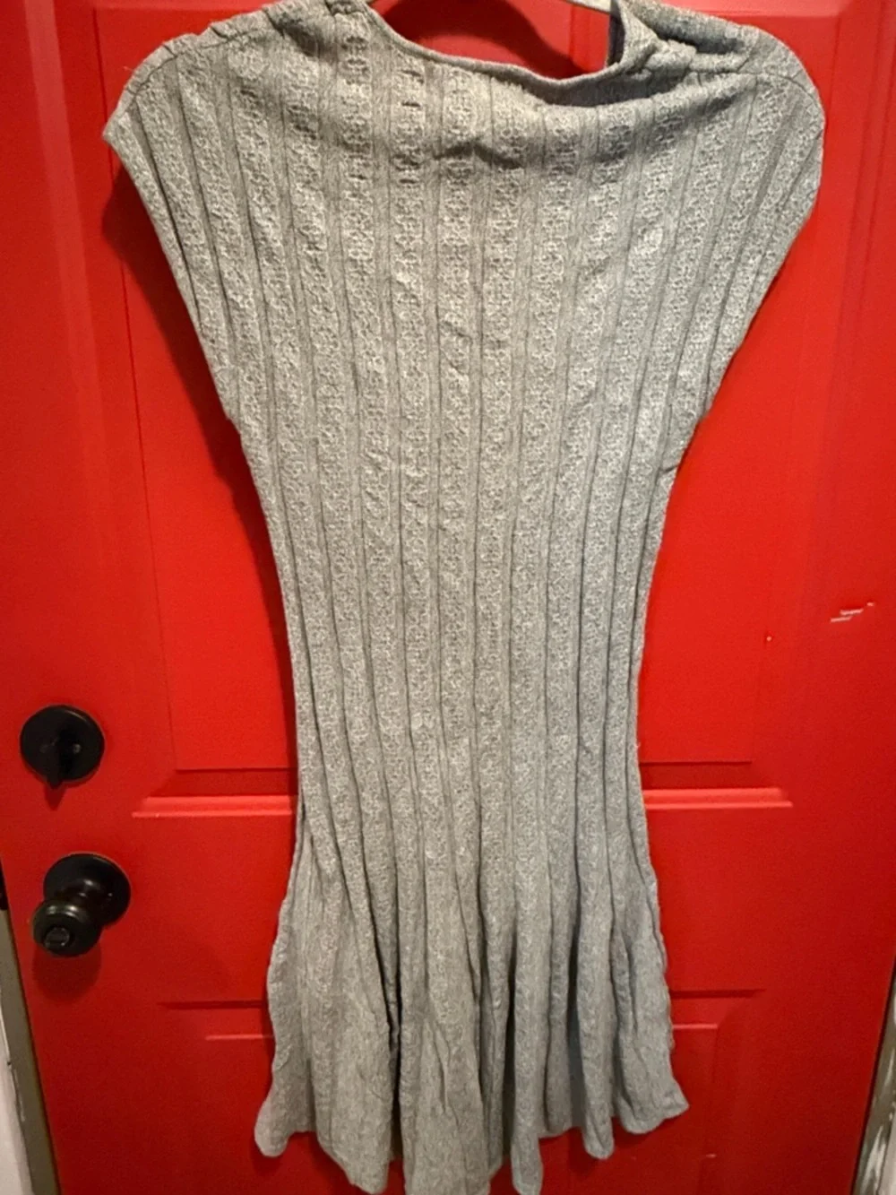 Mois Studio Gray Ribbed V-Neck Midi Dress - Picture 4 of 4